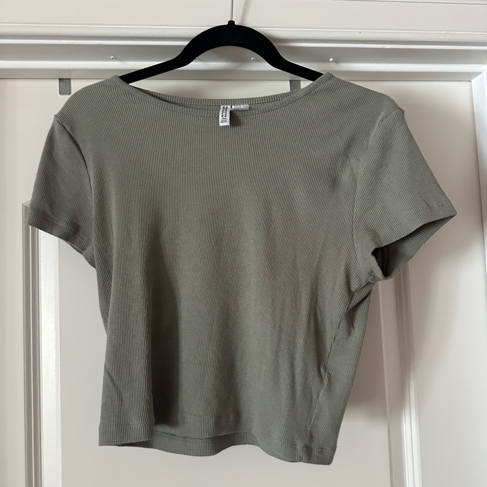 h&m t shirt